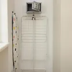 3v *